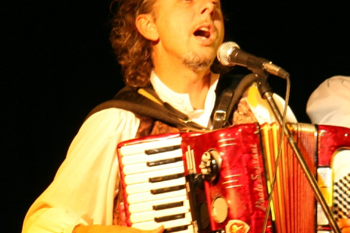 Filippo, musical soloist in Melbourne