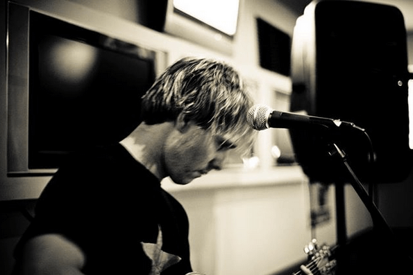 Jonny G, musical soloist in Melbourne