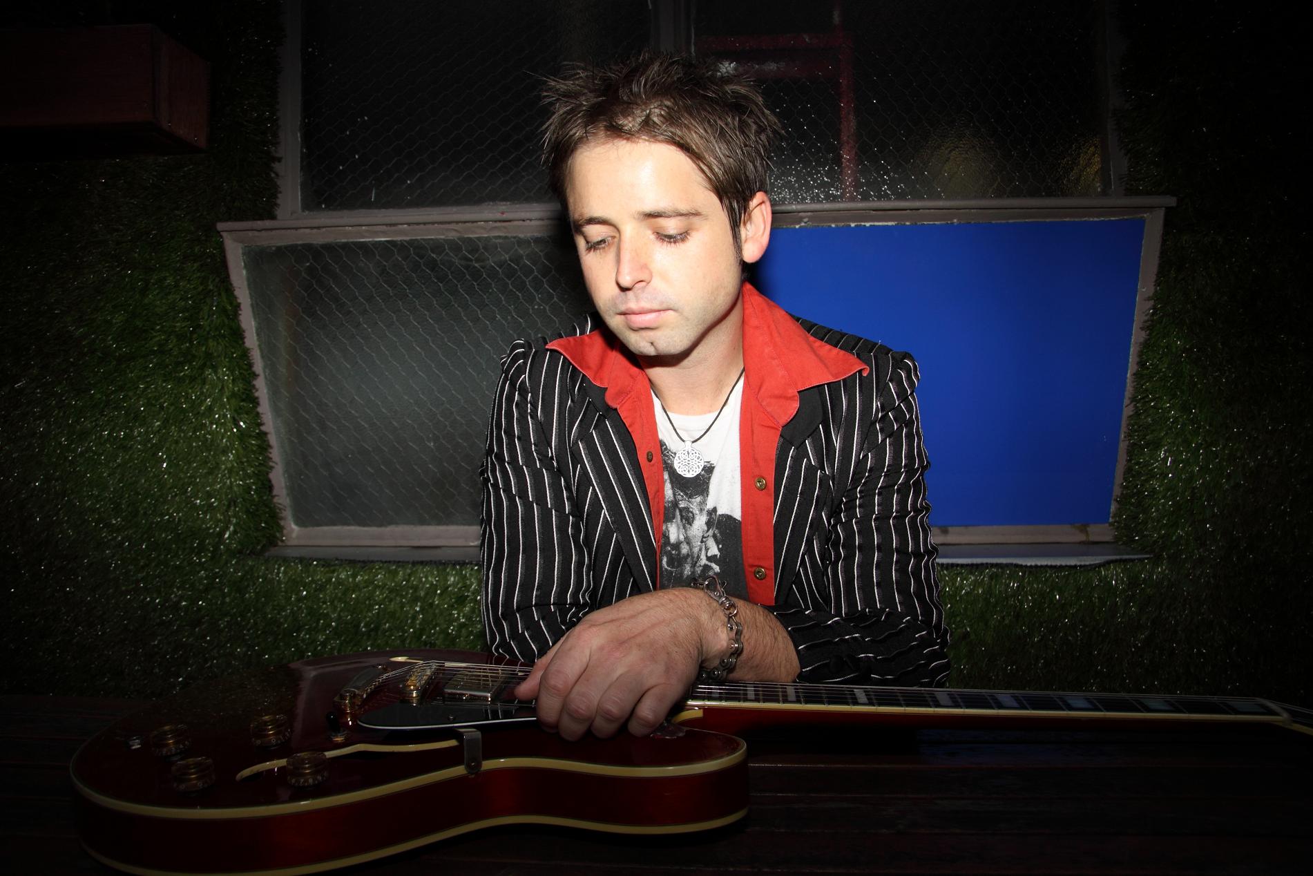 Josh Johnstone, musical soloist in Melbourne, photo 2