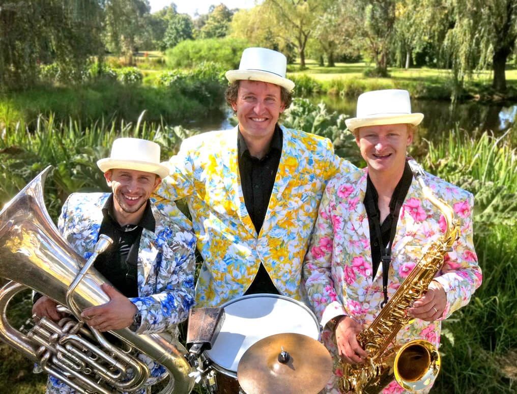 Blooming Awesome, musical trio in Melbourne