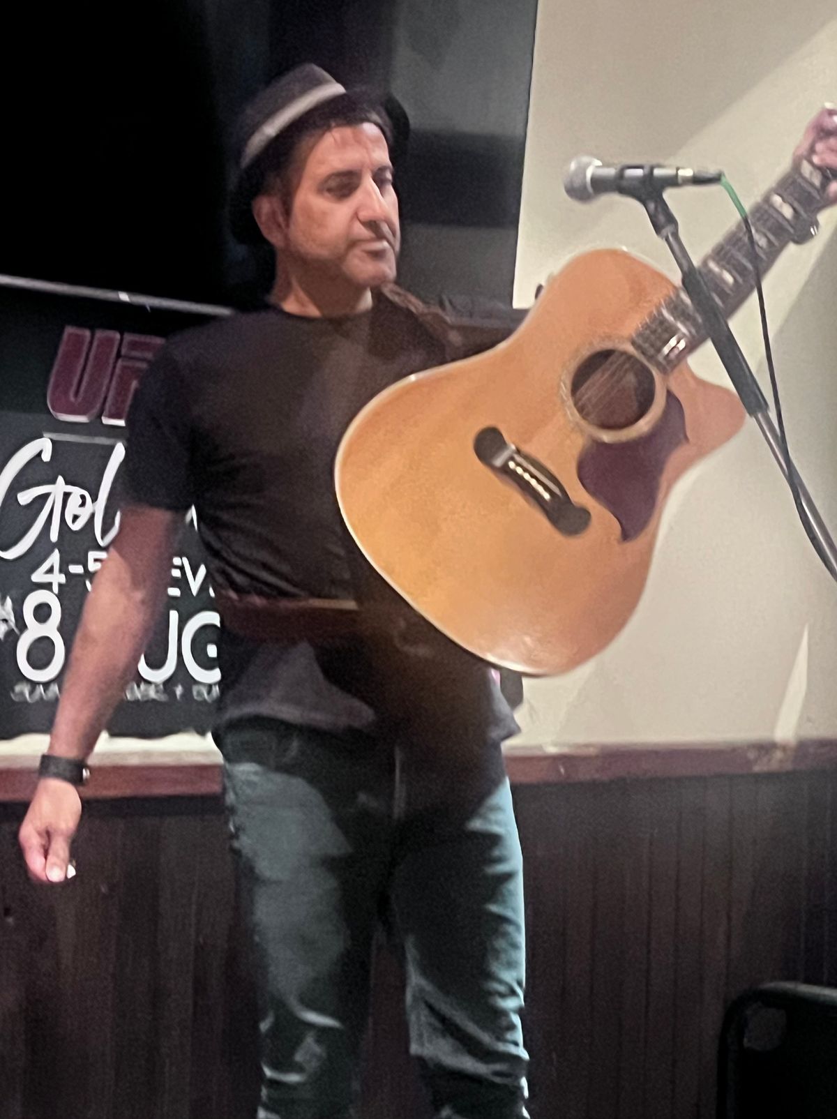 Omid Master, singer-songwriter in Melbourne
