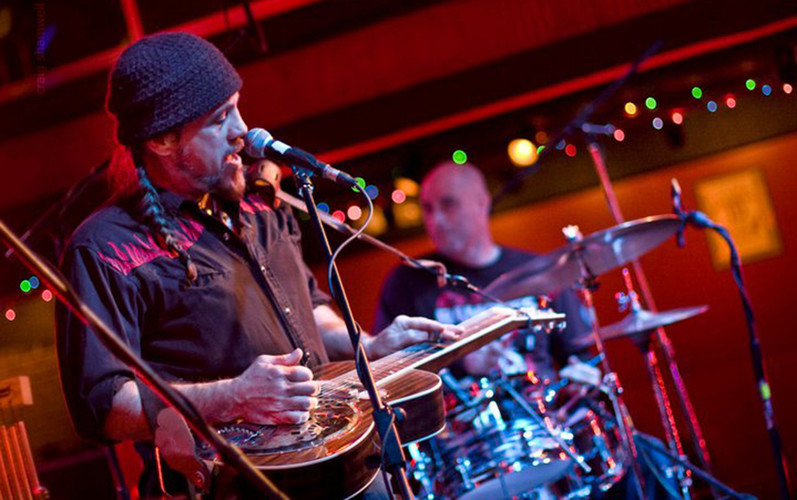 Bret Mosley, singer-songwriter in Melbourne, photo 3