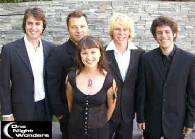 One Night Wonders, party band in Melbourne, photo 2