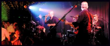 Superdudes, party band in Melbourne, photo 2