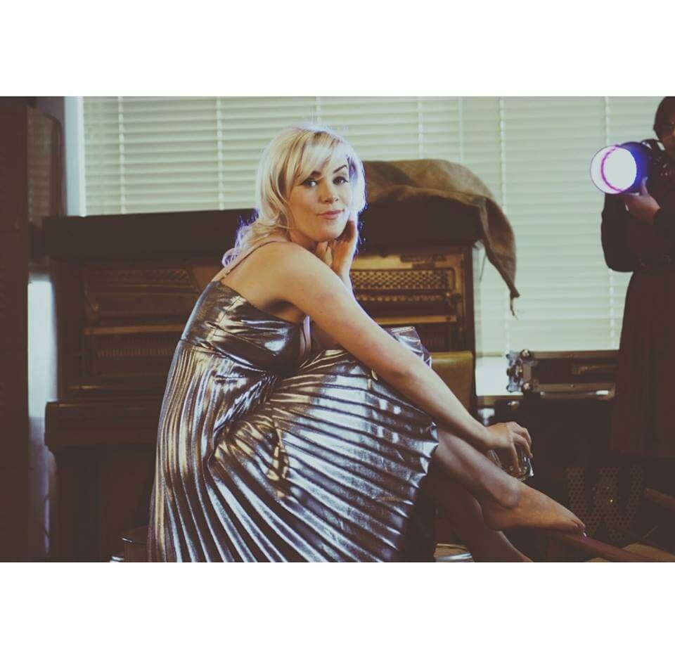 Lisa J | Pianist Vocalist, live in Melbourne