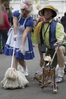 Gone to the Dogs, puppetry in Melbourne, photo 2