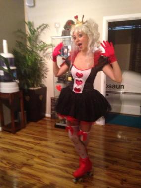 Lady Valentine, roller skating in Melbourne, photo 2