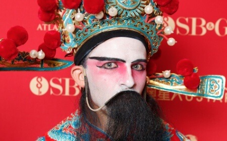 Cai Shen, roving entertainer in Melbourne