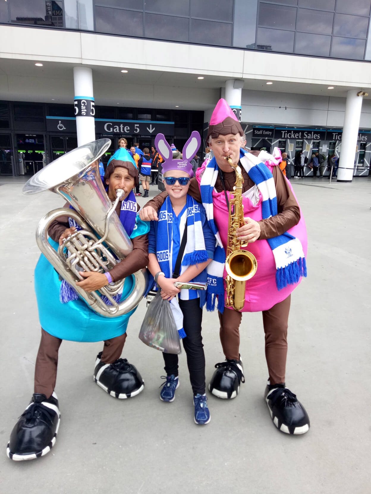 Crazy Easter Eggs, roving entertainer in Melbourne