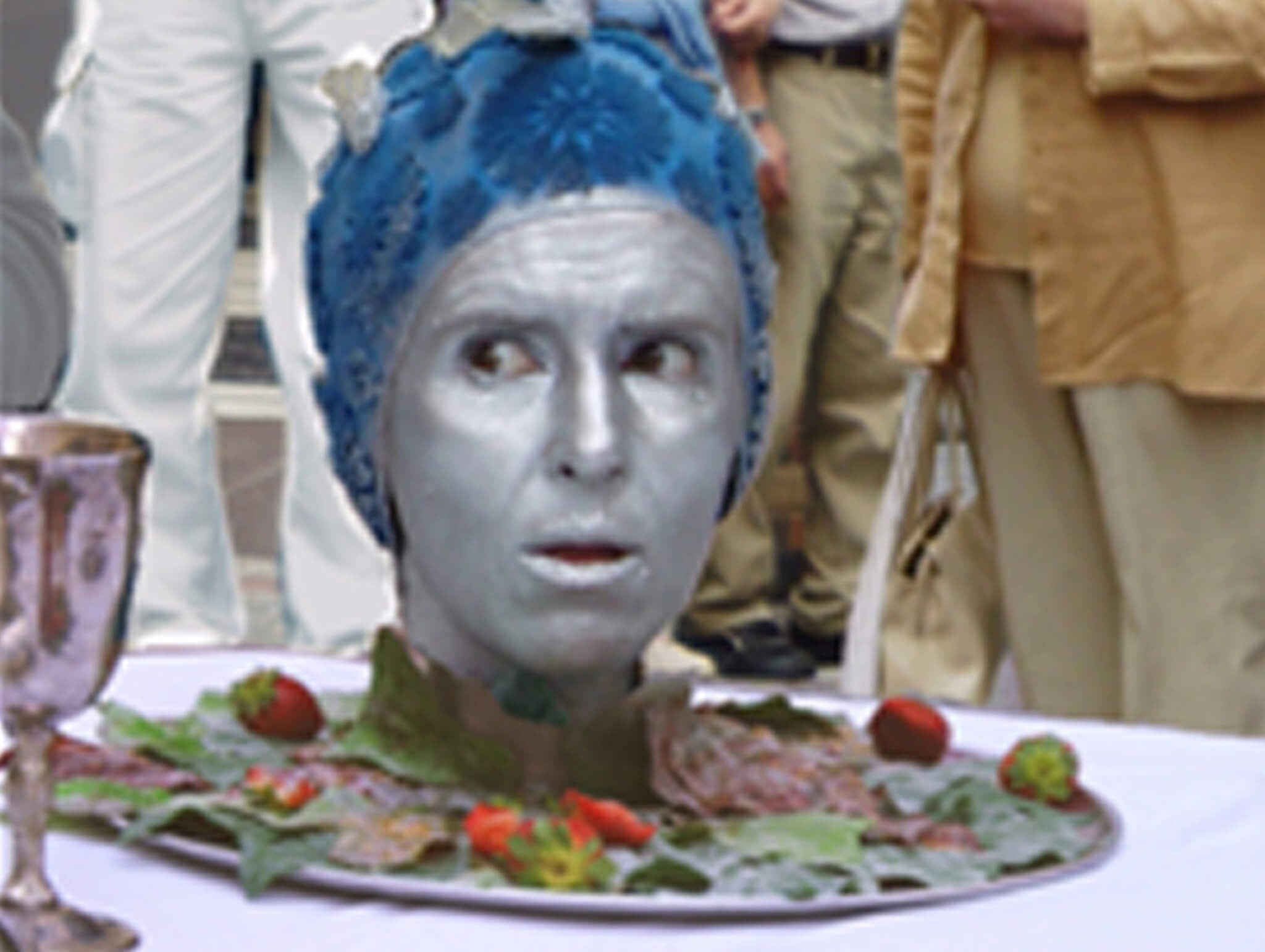 Entree, roving entertainer in Melbourne