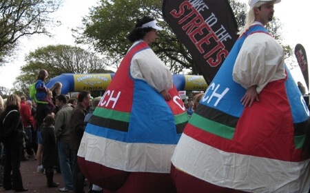 Fat Coach, roving entertainer in Melbourne