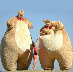 Giant Teddy Bears, roving entertainer in Melbourne, photo 2