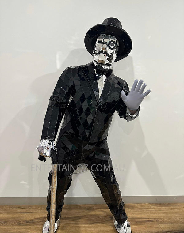 Mirror Gentlemen, roving entertainer in Melbourne