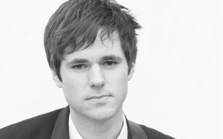 Andrew Easthope, singer in Melbourne