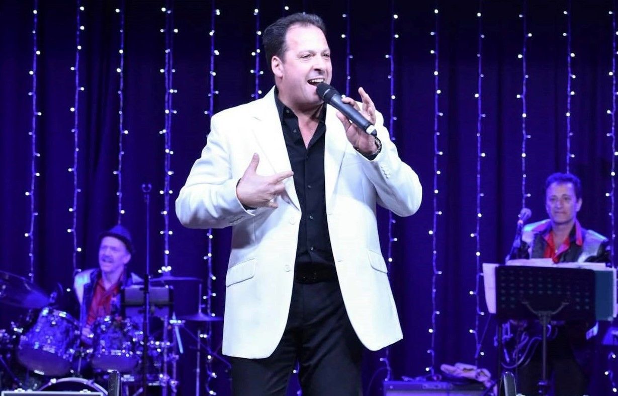 Dean Canan, singer in Melbourne, photo 2