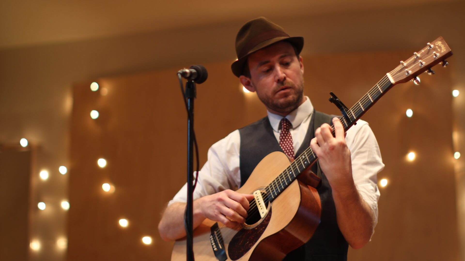Floyd T | Solo Musician, singer in Melbourne