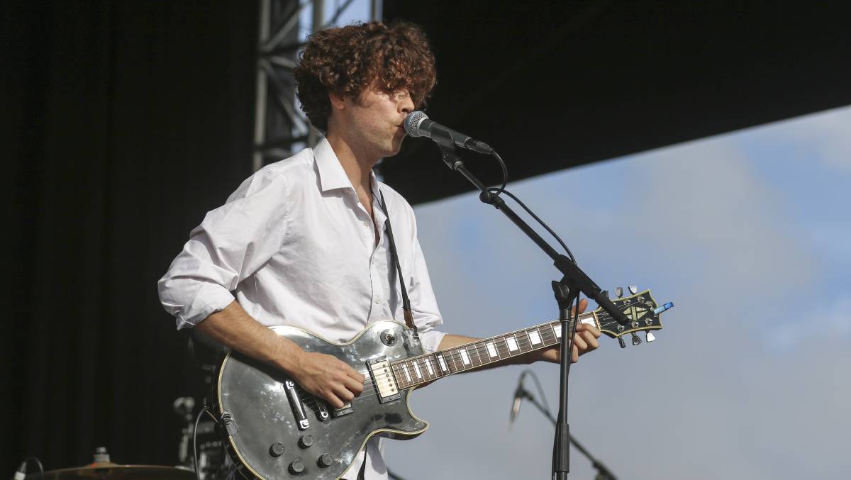 Robbie Elliott, singer-songwriter in Melbourne, photo 2