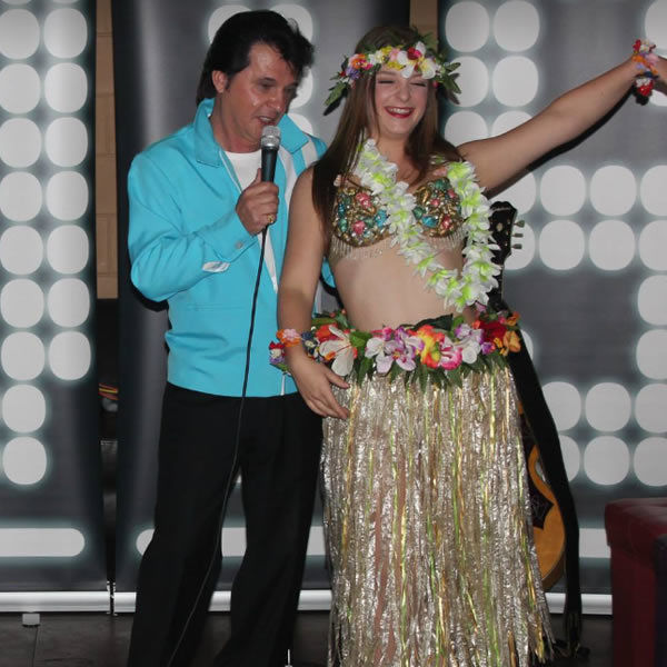 Elvis in Oz, singing impersonator in Melbourne, photo 3