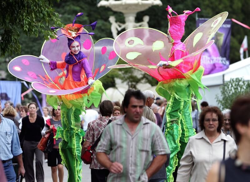 Flowers on Stilts, stilt walker in Melbourne