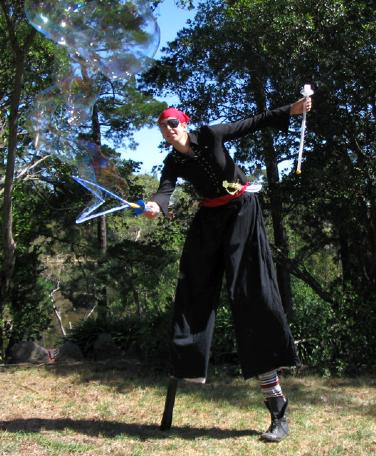 Pirate Bubble Sword, stilt walker in Melbourne, photo 3