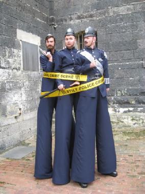 The Stilt Police, stilt walker in Melbourne, photo 3