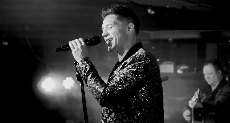 Come Undone: The Songs of Robbie Williams, tribute band in Melbourne, photo 3