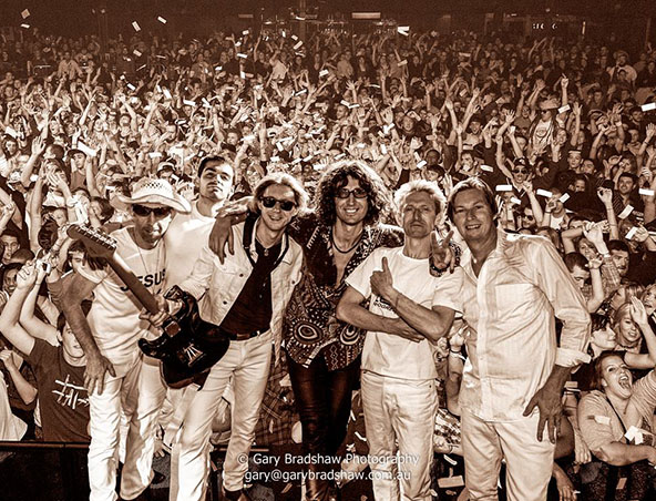 INXS Tribute Band, live in Melbourne, photo 2