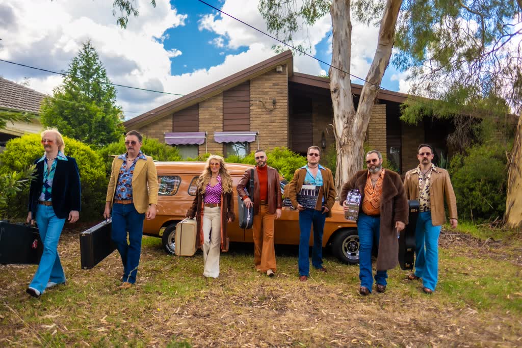 Yacht Rock Revival, tribute show in Melbourne, photo 3