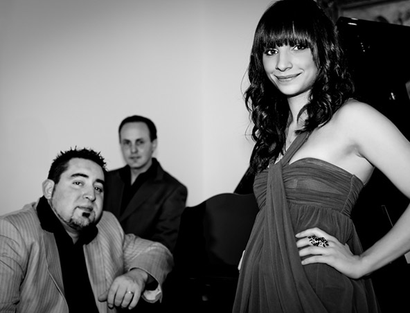 Flame, musical trio in Melbourne, photo 2