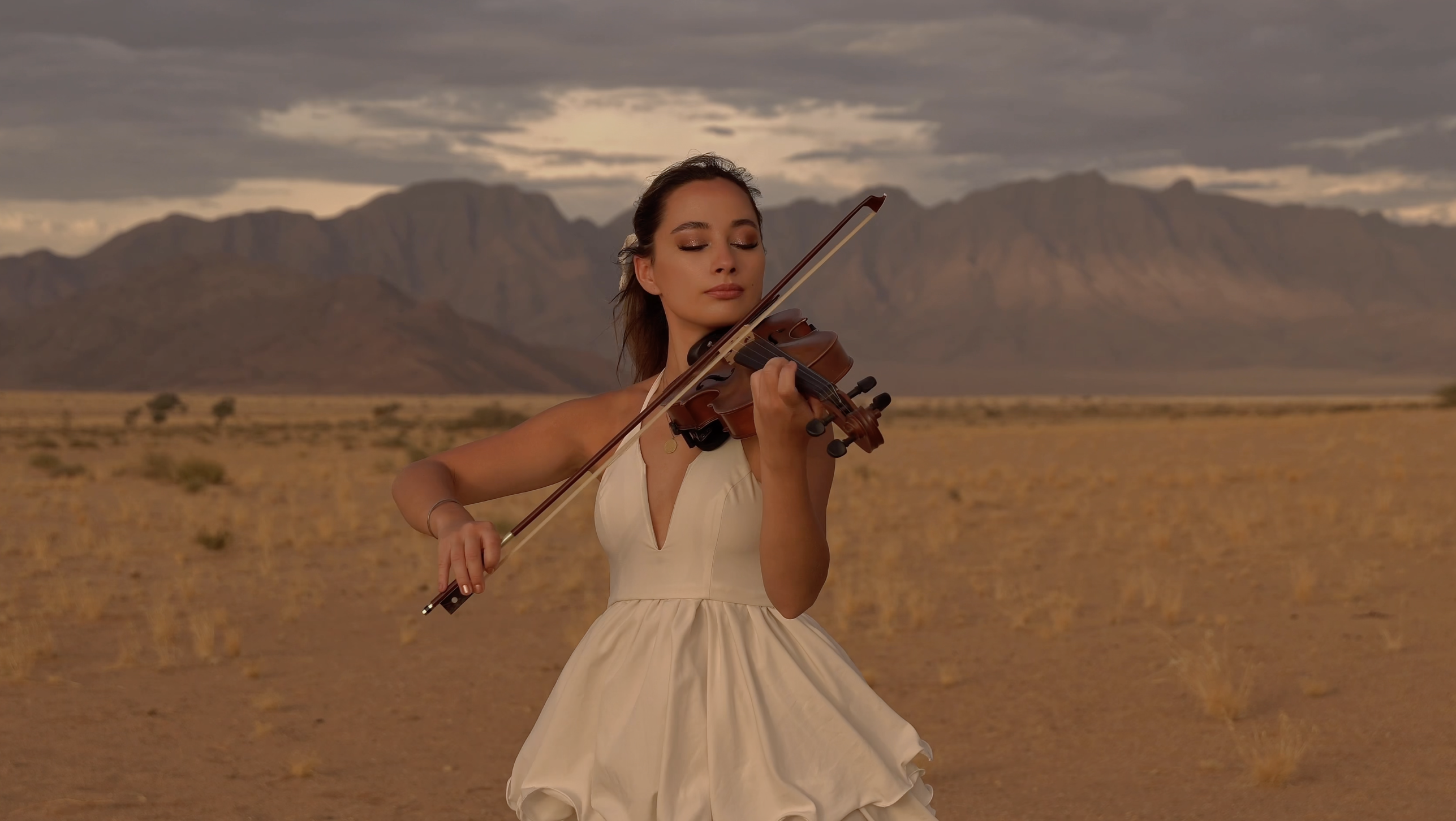 Anna Edelweiss, violinist in Melbourne