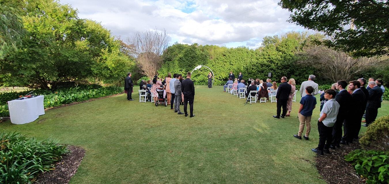 Lights and Sights Entertainment, wedding band in Melbourne, photo 3