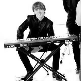 Thomas Byrne, wedding band in Melbourne