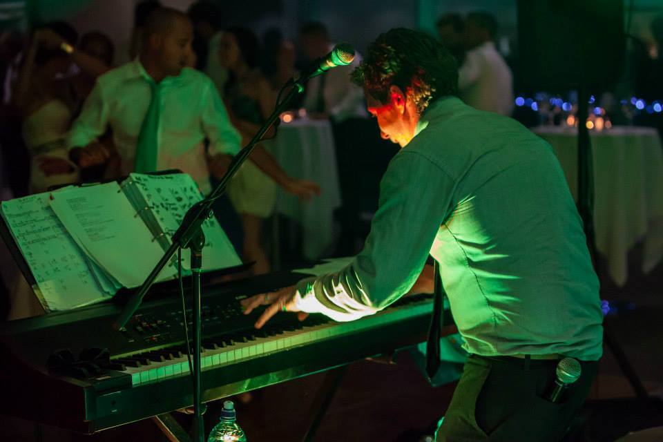 Tone Tone Semitones, wedding band in Melbourne, photo 2