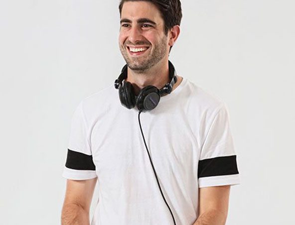 Tim-2, wedding dj in Melbourne, photo 3