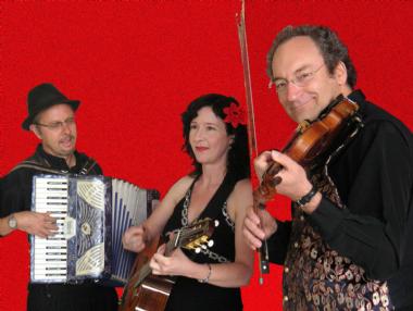 The Flirting Mazurkas, world music band in Melbourne, photo 2