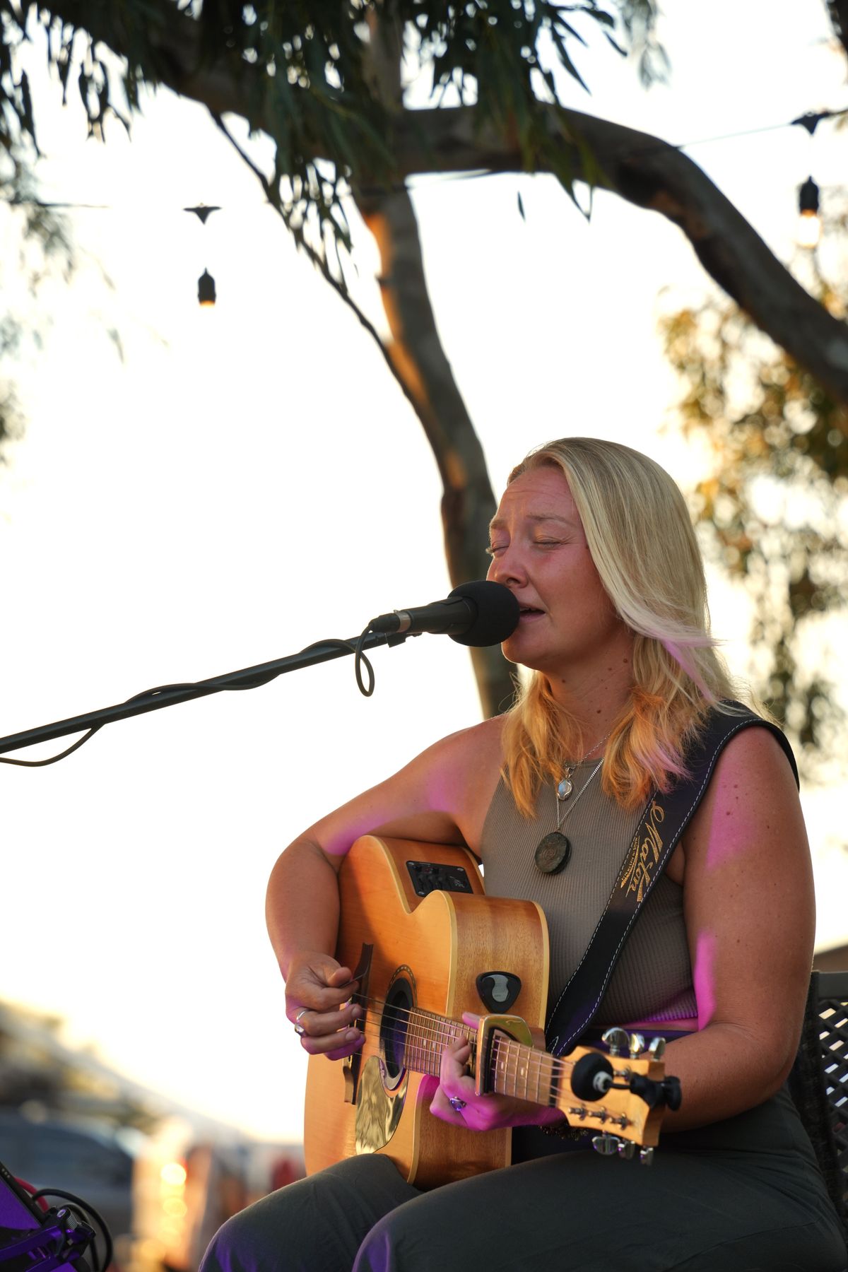 Alexis Star, singer-songwriter in Merimbula