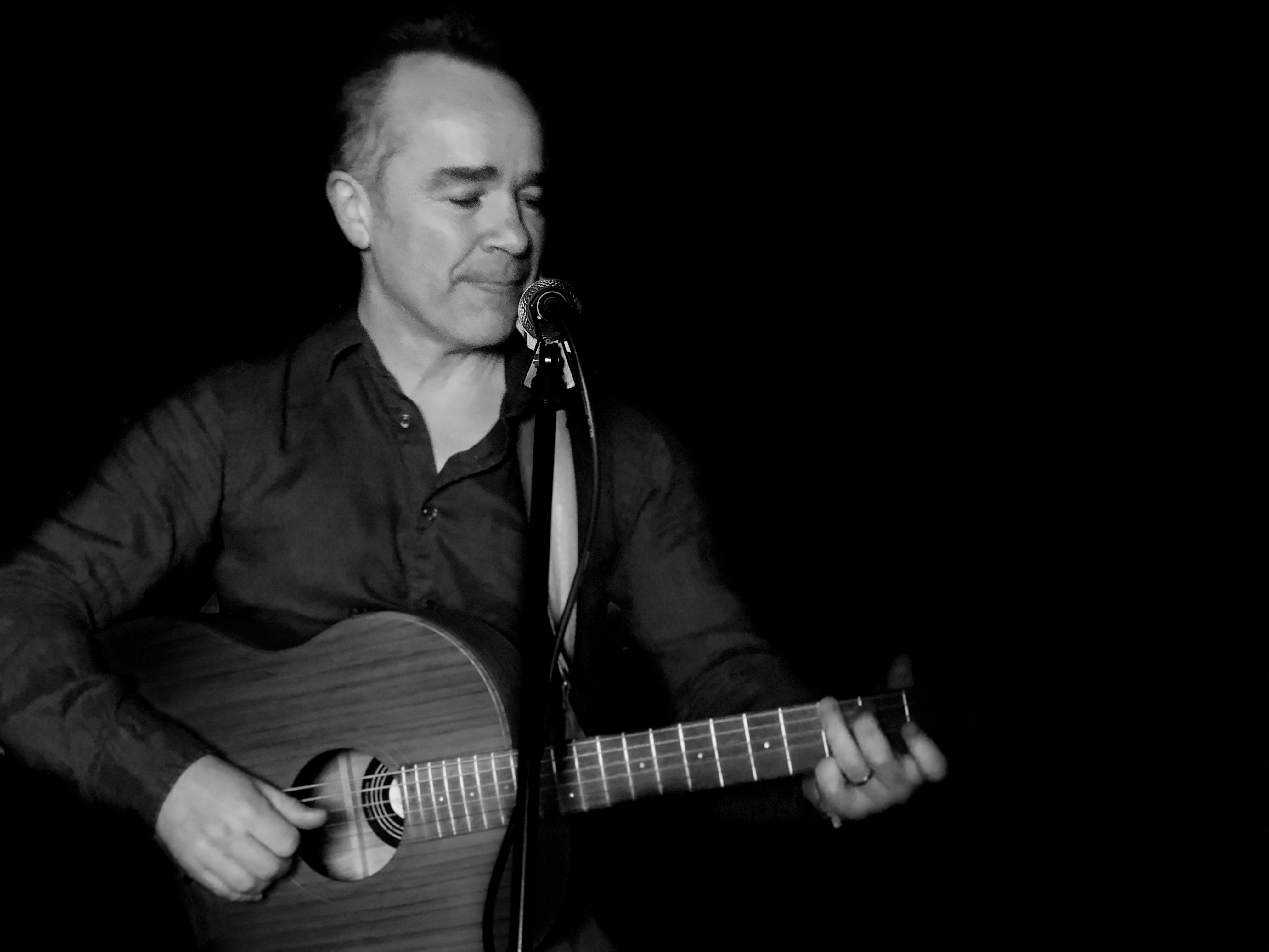Peter Shilling, guitarist in Milton