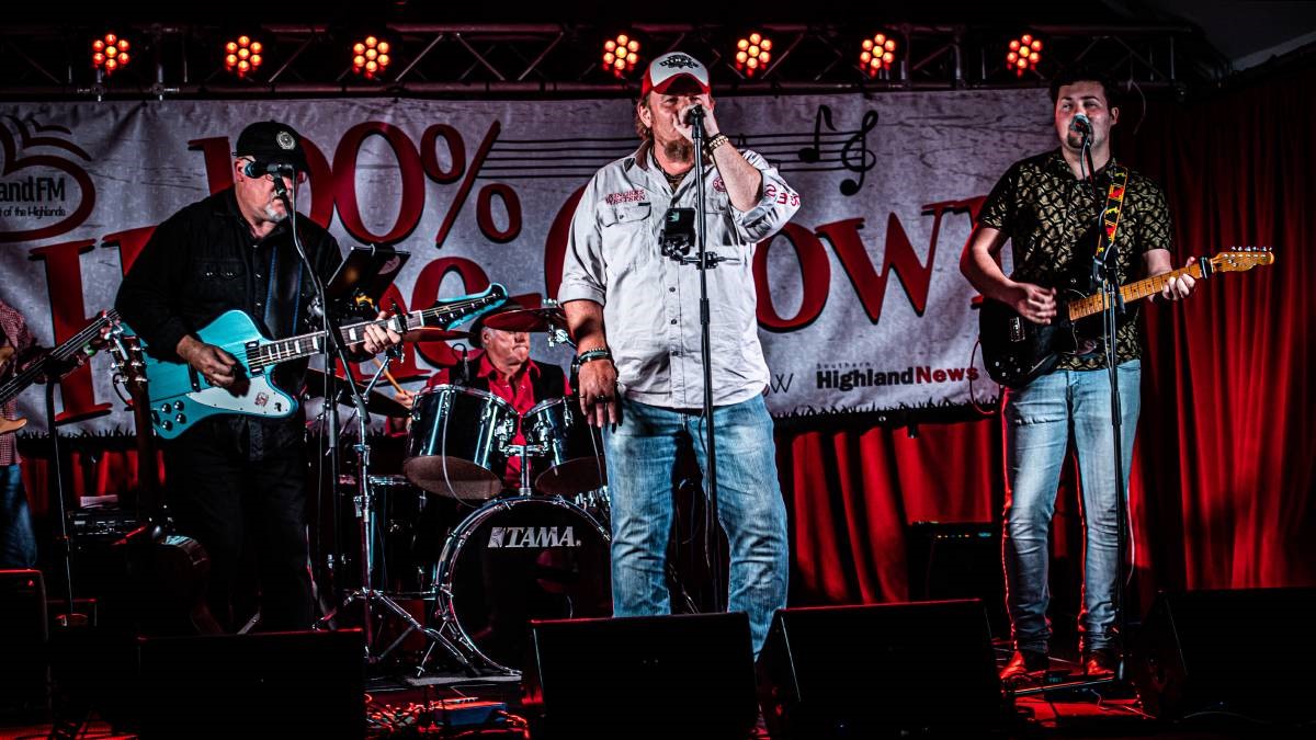 Ross Webb and the Rusted Track, country band in Moss Vale