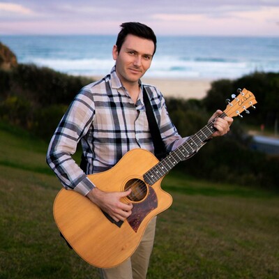 Jesse Fildes, wedding singer in Newcastle, photo 2