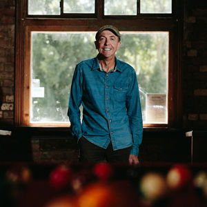 Phil McKnight, singer in Newcastle, photo 2