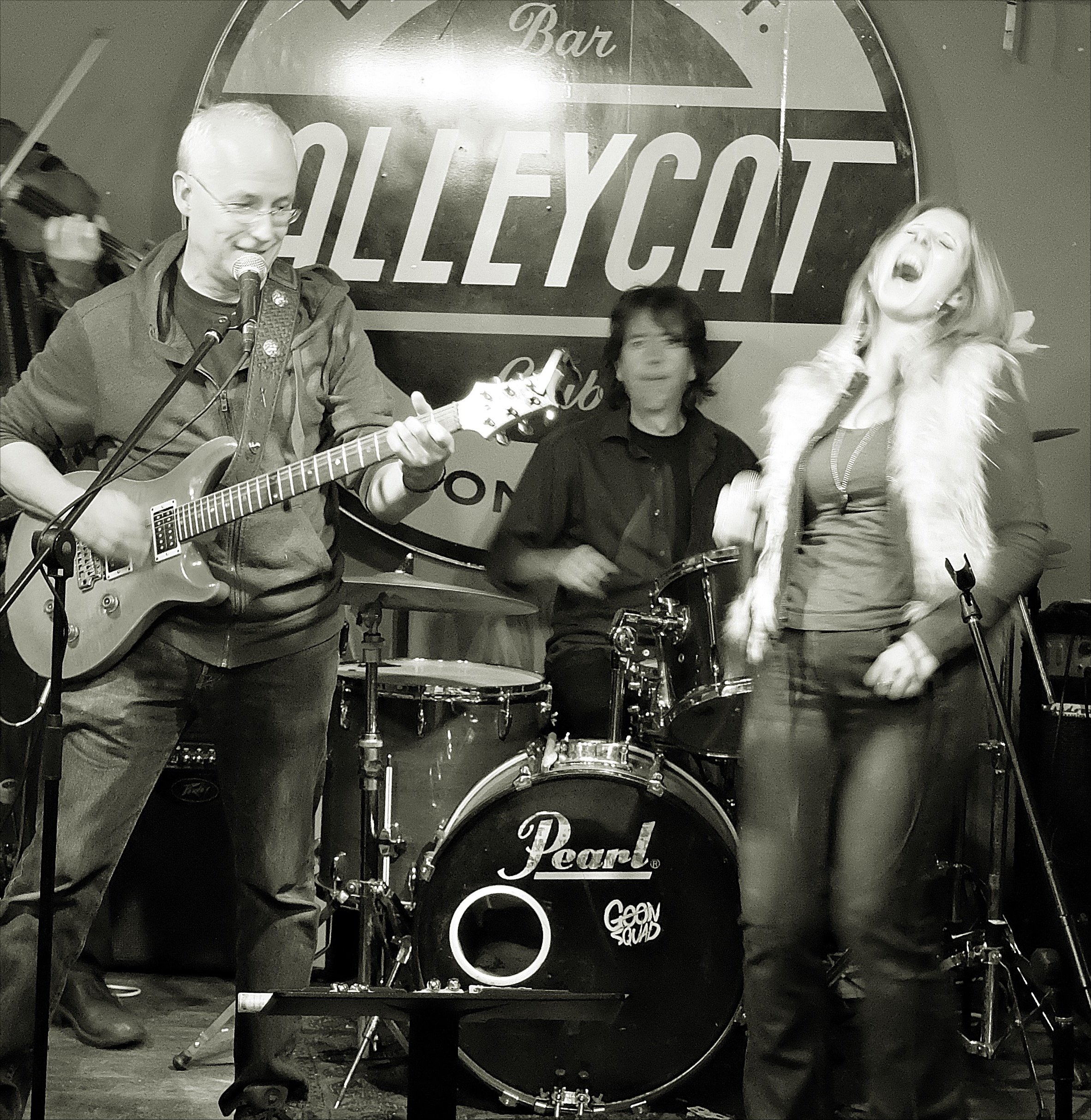 Heywood's Heroes, band in Newcastle