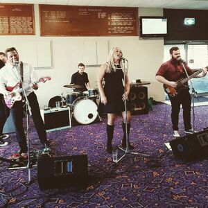 The Lamplighters, band in Newcastle, photo 2