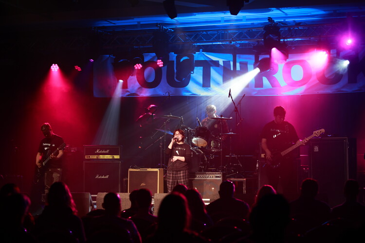 GridLock, cover band in Newcastle, photo 3