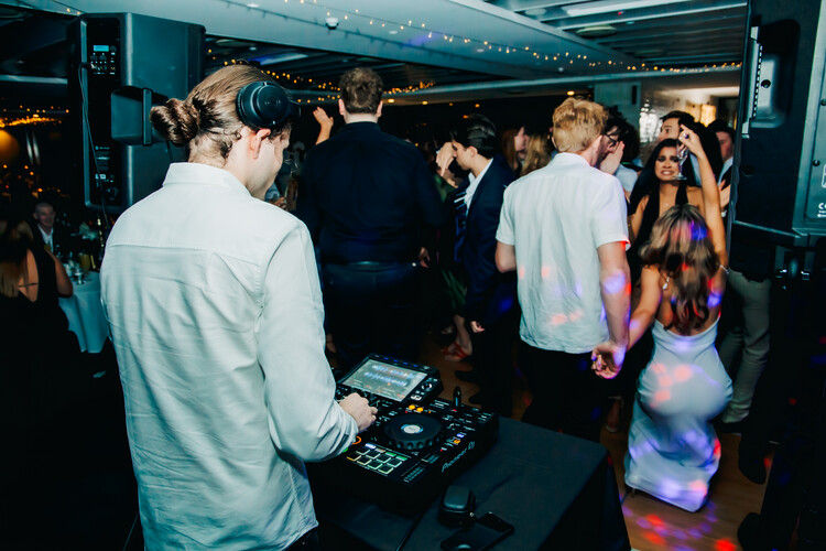 DJ Will Reilly, live in Newcastle, photo 3