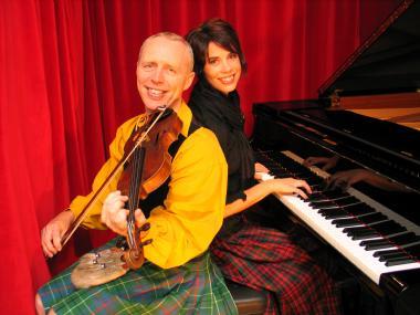 Chris Duncan and Catherine Strutt, musical duo in Newcastle