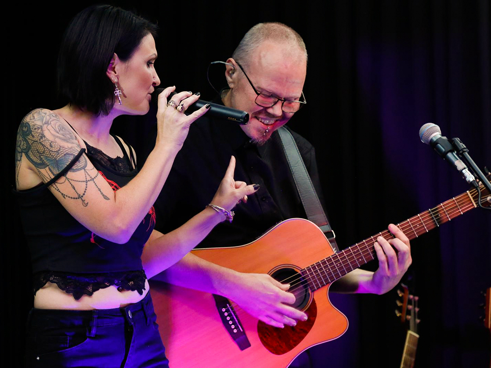Raven, musical duo in Nowra