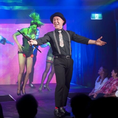 Wayne Scott Kermond, cabaret act in NSW