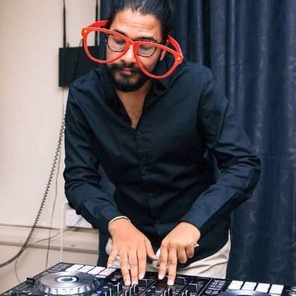 DJ Ravi Mooch Man, live in NSW