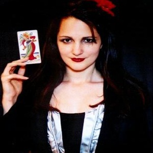 Julia Tarot Reader, psychic in NSW