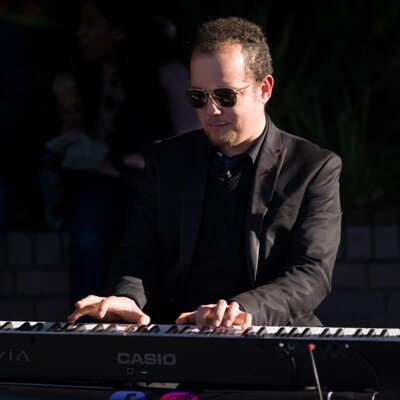 Rafa, pianist in Ocean Shores